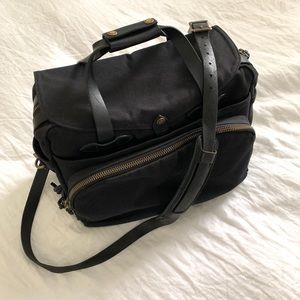 Filson rugged twill padded computer bag